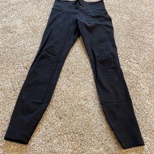 Athleta Salutation Leggings